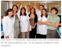 Tekstvak: ?het team in Marseille, betrokken bij het onderzoek en de behandeling van 15 Europese kinderen met progeria.?